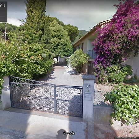 Appartement Classe 3 Etoiles Au 1Er Etage D'Une Maison Avec Jardin Dans Un Quartier Calme Кавалер-сюр-Мер Экстерьер фото