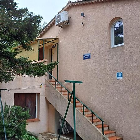 Appartement Classe 3 Etoiles Au 1Er Etage D'Une Maison Avec Jardin Dans Un Quartier Calme Кавалер-сюр-Мер Экстерьер фото